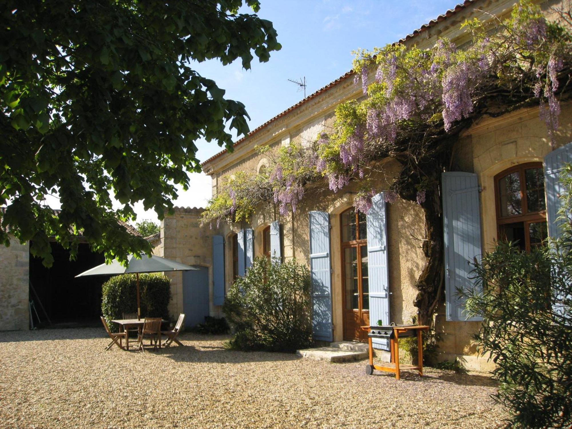 Teuillac Chambres D'Hotes Le Chardon Fleuri מראה חיצוני תמונה